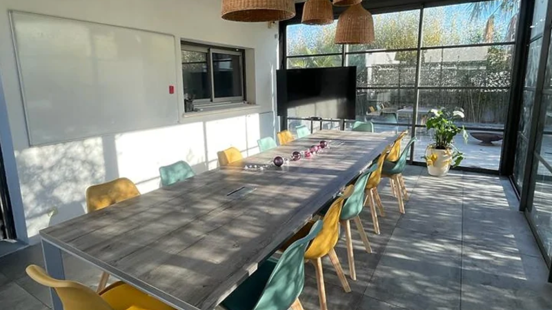 Accompagnement en réseaux sociaux et communication pour un espace de coworking à Montpellier et ses alentours